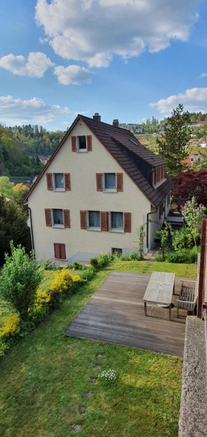 Grosse Wohnung Mit 2 Schlafzimmern التينستيغ المظهر الخارجي الصورة