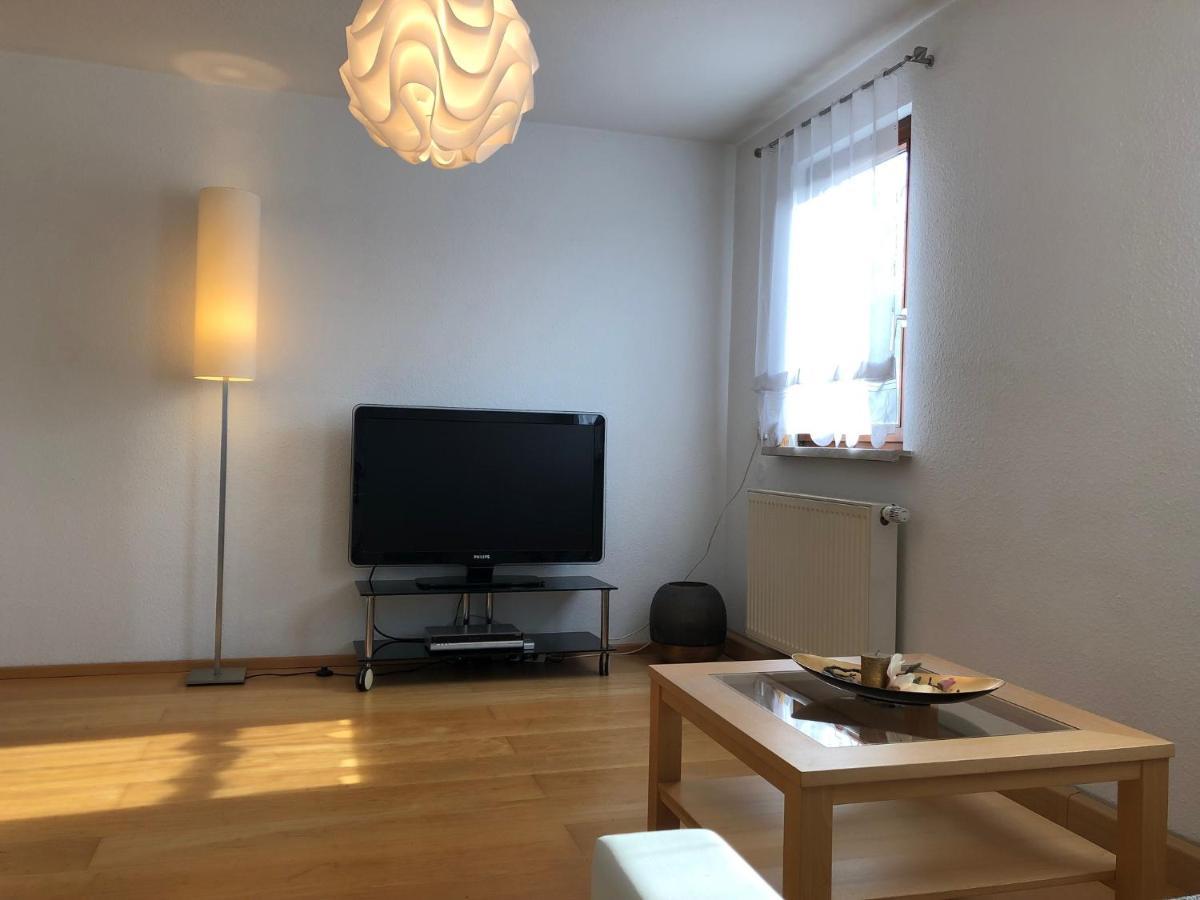 Grosse Wohnung Mit 2 Schlafzimmern التينستيغ المظهر الخارجي الصورة